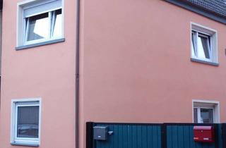 Haus mieten in 63839 Kleinwallstadt, Kleinwallstadt - Separat, zentral und ruhig: Haus mit Garten, Freisitz, PKW-Stellplatz!