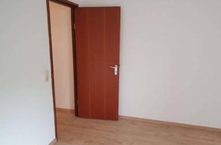 Wohnung mieten in Traberhofstraße 17b, 83026 Happing, Erstbezug nach Sanierung mit Balkon und Einbauküche: Stilvolle 2-Raum-Wohnung in Rosenheim