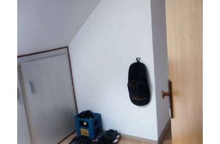 Wohnung mieten in 65474 Bischofsheim, 2 Zimmer Dachgeschosswohnung
