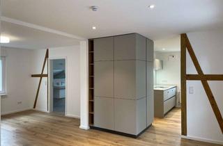 Wohnung mieten in Thomasstraße, 64297 Eberstadt, Stilvolle, kernsanierte 4-Zimmer-OG-Wohnung mit EBK inkl. ausgeb. Dachgeschoss und eigenem Garten