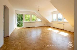 Wohnung mieten in Königsteiner Straße, 65812 Bad Soden, Bad Soden 1, Erstbezug nach Sanierung: 3 Zi. Dachgeschoss, Parkett, mit Loggia und 2 TG-Stellplätzen