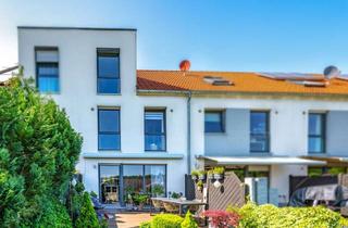Reihenhaus kaufen in 63477 Maintal, Maintal-Hochstadt: Neuwertiges, top gepflegtes Reihenhaus mit tollem Grundriss in beliebter Lage