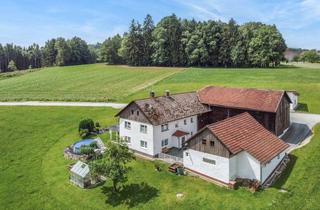 Haus kaufen in 94575 Windorf, Ländliches Idyll: Sacherl mit Stallung, ruhiger Lage und herrlichem Fernblick!!!