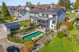 Haus kaufen in 88662 Überlingen, Exklusiv Wohnen - in ruhiger Lage mit Naturpool modernes, großes Haus mit Einliegerwohnung