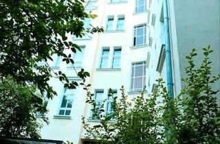 Wohnung kaufen in 10245 Berlin, Berlin - 4 Zimmer Wohnung zum Verkauf mit Blick auf die Spree