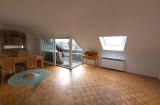 Wohnung kaufen in 47918 Tönisvorst, Tönisvorst - Exklusive Dachgeschosswohnung mit Terasse zu verkaufen