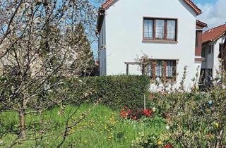 Einfamilienhaus kaufen in 99098 Erfurt, Erfurt - Einfamilienhaus (sanierungsbedürftig) mit großem Grundstück