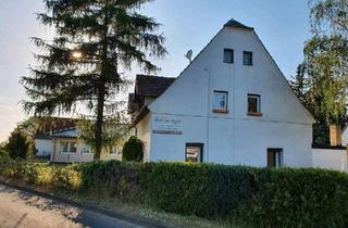 Haus kaufen in 04509 Delitzsch, Delitzsch - Haus mit zwei separaten Wohnungen