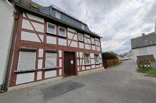 Haus kaufen in 09366 Stollberg, Stollberg (Erzgebirge) - Historisches Fachwerkhaus von 1700
