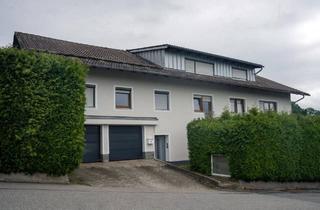 Mehrfamilienhaus kaufen in 94513 Schönberg, Schönberg - Mehrfamilienhaus mit 3 Wohnungen in Top Lage in Schönberg