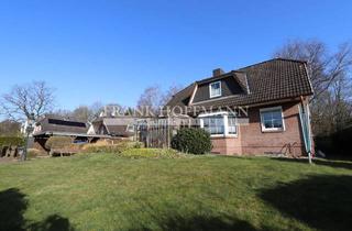 Einfamilienhaus kaufen in 22393 Hamburg, Hamburg - Junges Einfamilienhaus mit Carport und Teich in Hamburg-Sasel
