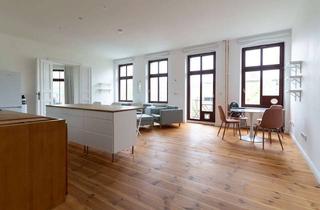 Loft kaufen in 13355 Wedding, Renovierte Altbauwohnung im Loft-Stil mit zwei Balkonen.