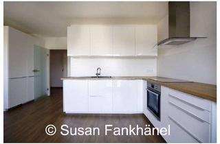 Wohnung mieten in Clara Zetkin Straße 47, 08058 Zwickau, MODERNE WOHNUNG MIT DACHTERRASSE, GÄSTE-WC, EINBAUKÜCHE & ANKLEIDERAUM !