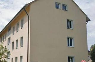Wohnung mieten in Wredestraße 17, 83022 West, Geschmackvolle, modernisierte 2,5-Zimmer-Wohnung mit geh. Innenausstattung mit Balkon und EBK