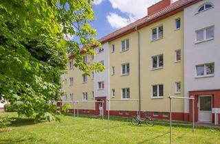 Wohnung mieten in Calbische Str. 11, 39122 Fermersleben, Mit Einbauküche!