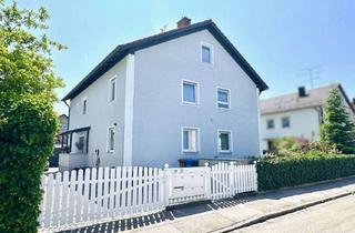 Mehrfamilienhaus kaufen in 81825 Trudering-Riem, **Exklusives Mehrfamilienhaus mit Photovoltaikanlage - großer Garten und idyllischer Pool!!**