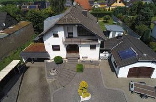 Einfamilienhaus kaufen in 56294 Kalt, Ihr neues Zuhause: Gepflegtes Einfamilienhaus mit Charme, Garage, Carport & Gartenkamin!