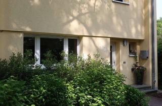 Immobilie mieten in Schneidemühler Straße 6a, 76139 Waldstadt, Möbliertes Reihenendhaus mit großem Garten auf Zeit