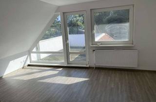 Wohnung mieten in Stedinger Str. 144, 26135 Oldenburg, Zwei Zimmer Wohnung mit Balkon und Einbauküche