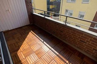 Wohnung mieten in Wallstraße 82-84, 51063 Mülheim, in Rheinnähe großzügige 2-Zi-Wohnung [BJ. 2003] mit Parkett