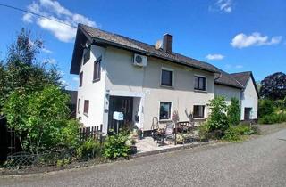 Bauernhaus kaufen in 57614 Wahlrod, Idyllisch gelegenes Landhaus (ehemaliges Bauernhaus) mit toller Aussicht und großem Grundstück