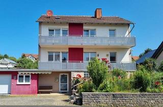 Einfamilienhaus kaufen in 97232 Giebelstadt, Giebelstadt - Familiendomizil mit richtig großem Garten - ruhige Lage - neues Bad - Garage!