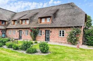 Wohnung kaufen in 25938 Borgsum, Gemütliches 4-Zimmer-Ferienhausteil unter Reet