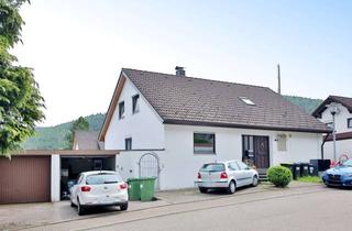 Wohnung kaufen in 75337 Enzklösterle, Charmante 3-Zimmer-Dachgeschosswohnung mit idyllischer Aussicht in Enzklösterle