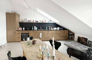 Wohnung mieten in Prienerstraße 23, 83253 Rimsting, Exklusive und stilvolle 103 m2 gr. 3-Zimmer DG Wohnung mit 2 Balkonen in Rimsting