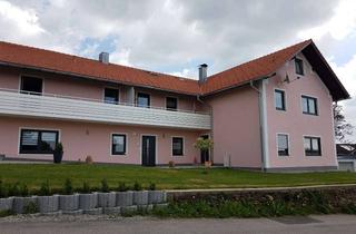 Wohnung mieten in Haslach 52, 94568 Sankt Oswald, Traumhafte 2-Zimmer-DG-Wohnung in Sankt Oswald-Riedlhütte mit Blick zum 18 Loch Golfplatz