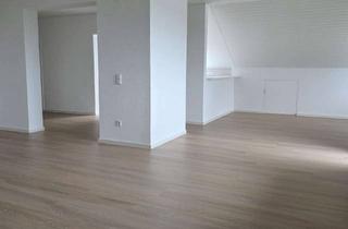 Wohnung mieten in 72184 Eutingen, Großzügige & Moderne 3,5 Zimmer-DG-Wohnung mit Südbalkon