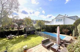 Haus kaufen in 71120 Grafenau, Familienidyll mit Pool - 730 qm Gartenparadies – 200 qm Wohlfühlhaus in sonniger Hanglage