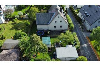 Doppelhaushälfte kaufen in Summastr. 3a, 95236 Stammbach, Preiswerte 8-Raum-Doppelhaushälfte in Stammbach