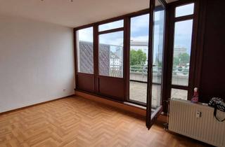 Wohnung kaufen in 67061 Süd, Barrierefreie 1,5-Zimmer-Terrassenwohnung mit Tiefgaragenstellplatz & Aufzug in Ludwigshafen-Süd