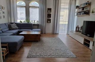 Wohnung kaufen in 68307 Sandhofen, Lichtdurchflutete Altbauwohnung mit 4,5 Zimmern & EBK in zentraler Lage in Mannheim Sandhofen