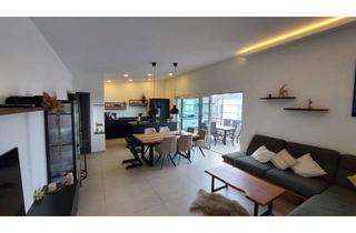 Penthouse kaufen in Rudolf-Mößner-Straße 13, 74635 Kupferzell, Exklusive Penthouse-Wohnung mit großem Balkon, hochwertiger Ausstattung und guter Verkehrsanbindung