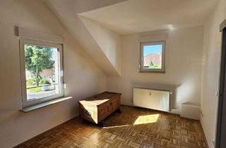 Wohnung mieten in Lindenstraße, 61206 Wöllstadt, Charmante Dachgeschosswohnung in Wöllstadt – Ihr neues Zuhause + Gartenmitbenutzung!