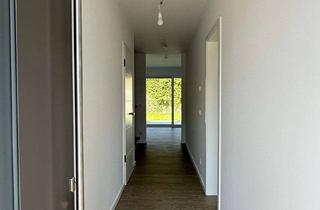 Wohnung mieten in Waldsiedlung 13, 15537 Grünheide, Erstbezug: Attraktive Doppelhaushälfte mit gehobener Ausstattung und Garten in Grünheide (Mark)