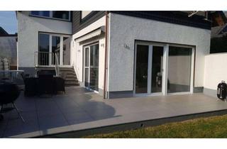 Wohnung mieten in Seestr. 19A, 64390 Erzhausen, Exklusive, geräumige 4-Zimmer-Wohnung mit herrlichem Garten, EBK, Pool und Sauna