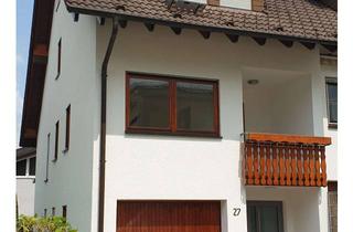 Haus mieten in Schwarzwaldstrasse 27, 75328 Schömberg, Familienfreundliches Reihenendhaus mit Garage und Garten