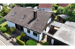 Haus kaufen in 95466 Weidenberg, Weidenberg - 1- bzw. 2-Familienhaus mit Keller, Garten, PV, Wärmep., Doppelg.