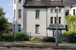 Villa kaufen in 08543 Pöhl, Pöhl - Sanierte Villa mit ausbaufähigem Nebengebäude