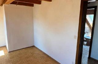 Wohnung kaufen in 92318 Neumarkt, Neumarkt in der Oberpfalz - Provisionsfrei! Leerstehende 3-Zi-Wohnung in Neumarkt-Pölling