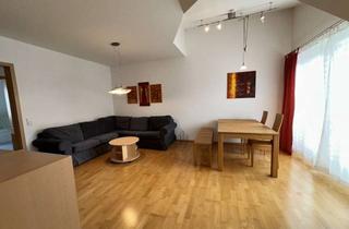 Wohnung kaufen in 85051 Südwest, Helle Dachgeschosswohnung mit Loggia und 2 TG in Ingolstadt-Haunwöhr