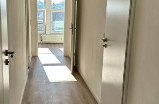 Wohnung mieten in Rudolf-Teichmüller-Str. 5a, 99334 Ichtershausen, Helle, frisch renovierte 3-Raum-Whg. zu vermieten!
