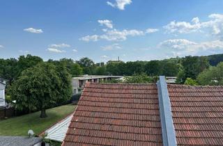 Wohnung mieten in 35423 Lich, Gemütliche 2-Zimmer-Dachgeschosswohnung mit Schlossparkblick!