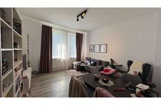Wohnung mieten in Sörensenstraße 26, 24143 Gaarden-Süd/Kronsburg, Helle 2 Zimmer Altbauwohnung WG geeignet