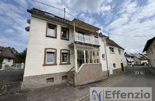 Haus kaufen in 67680 Neuhemsbach, Leerstehendes, renovierungsbedürftiges Dreifamilienhaus in Ortsmitte