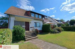 Haus kaufen in 37136 Waake, Teilvermietetes Zweifamilienhaus mit Doppelgarage in Waake