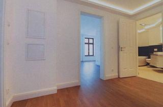 Wohnung kaufen in 04105 Leipzig, LUXUS-KONZEPT im ZENTRUM + LICHTDESIGN, vermietete Kapitalanlage